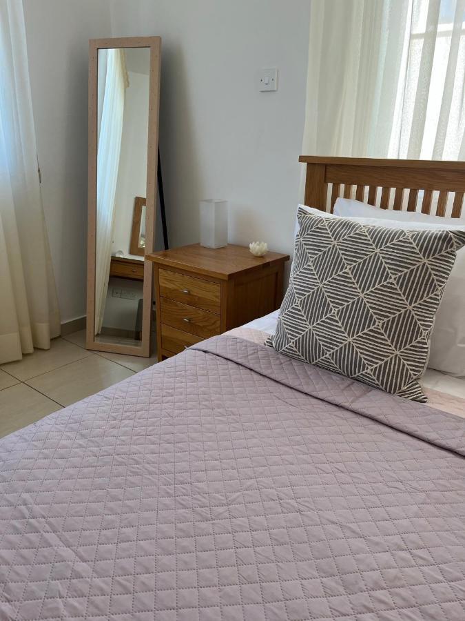 Beautiful 2 Bed Apartment In Peyia Valley, Paphos Ngoại thất bức ảnh