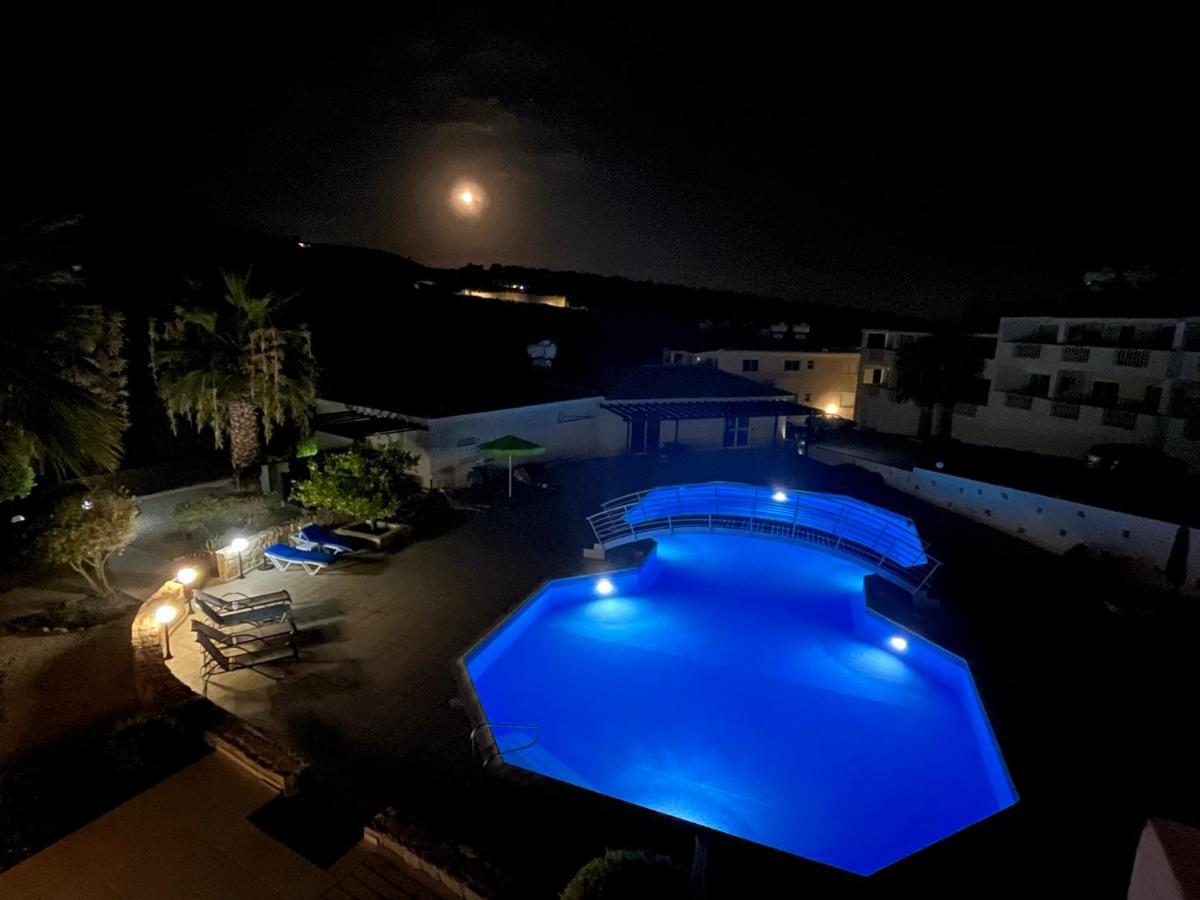 Beautiful 2 Bed Apartment In Peyia Valley, Paphos Ngoại thất bức ảnh