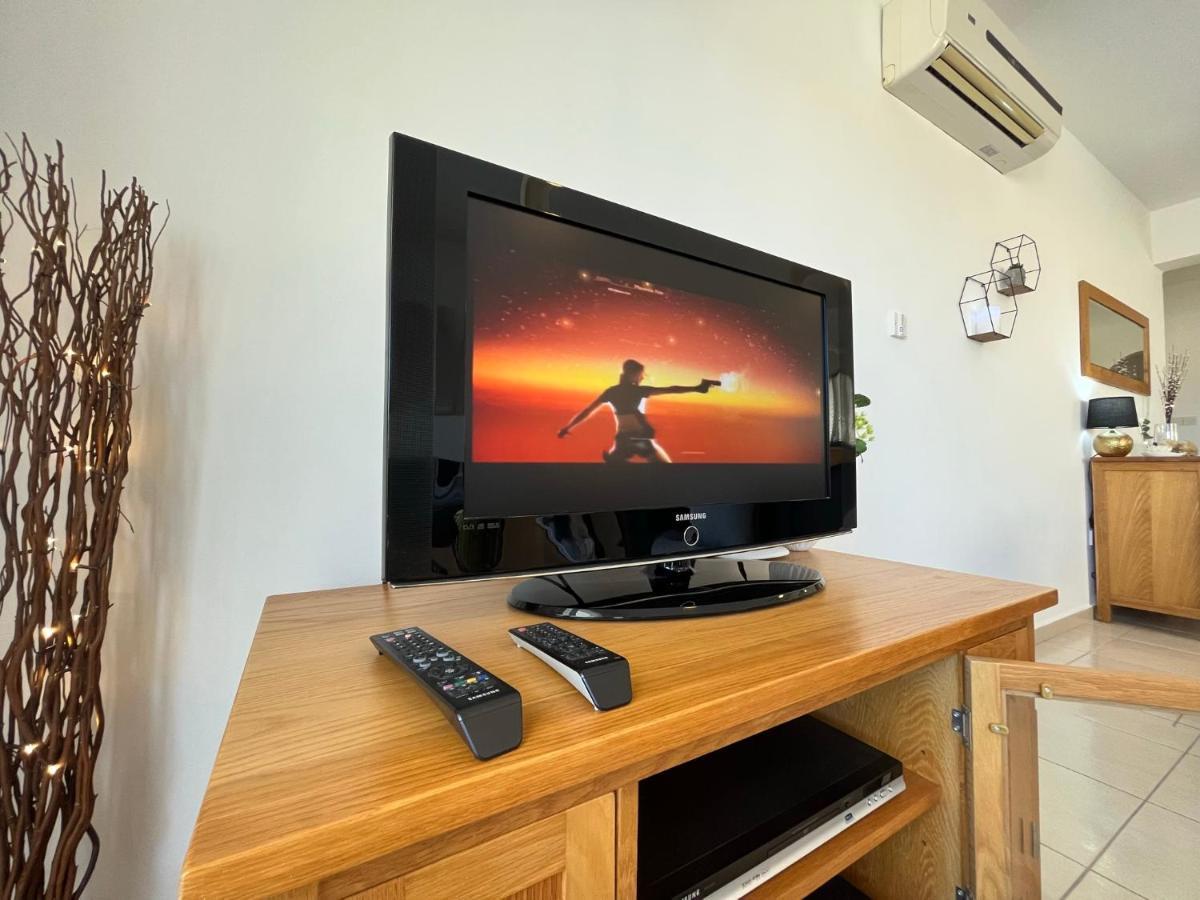 Beautiful 2 Bed Apartment In Peyia Valley, Paphos Ngoại thất bức ảnh