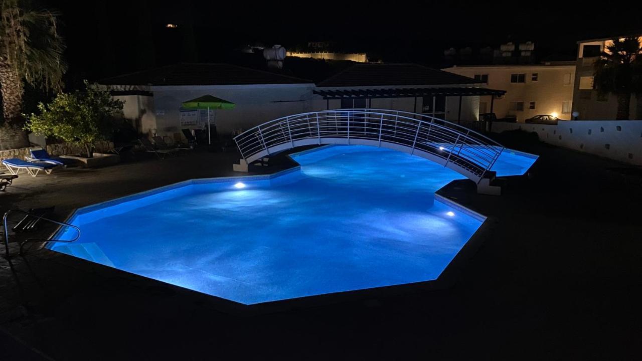 Beautiful 2 Bed Apartment In Peyia Valley, Paphos Ngoại thất bức ảnh