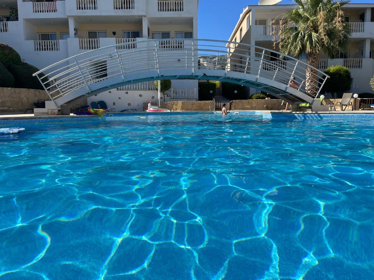 Beautiful 2 Bed Apartment In Peyia Valley, Paphos Ngoại thất bức ảnh