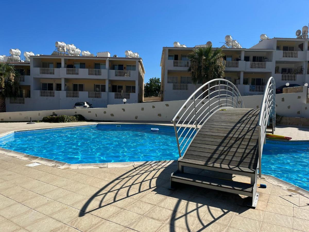 Beautiful 2 Bed Apartment In Peyia Valley, Paphos Ngoại thất bức ảnh
