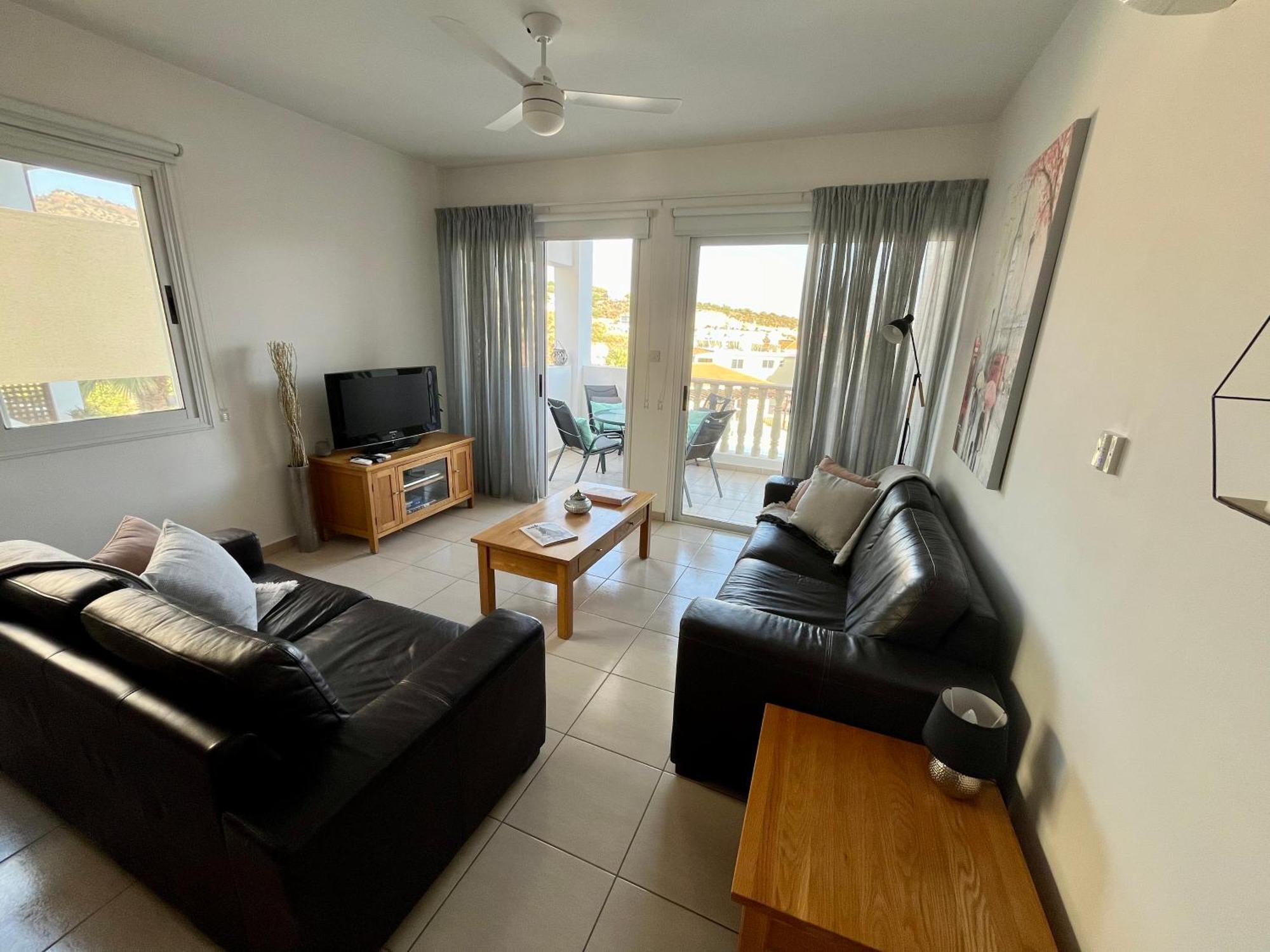 Beautiful 2 Bed Apartment In Peyia Valley, Paphos Ngoại thất bức ảnh