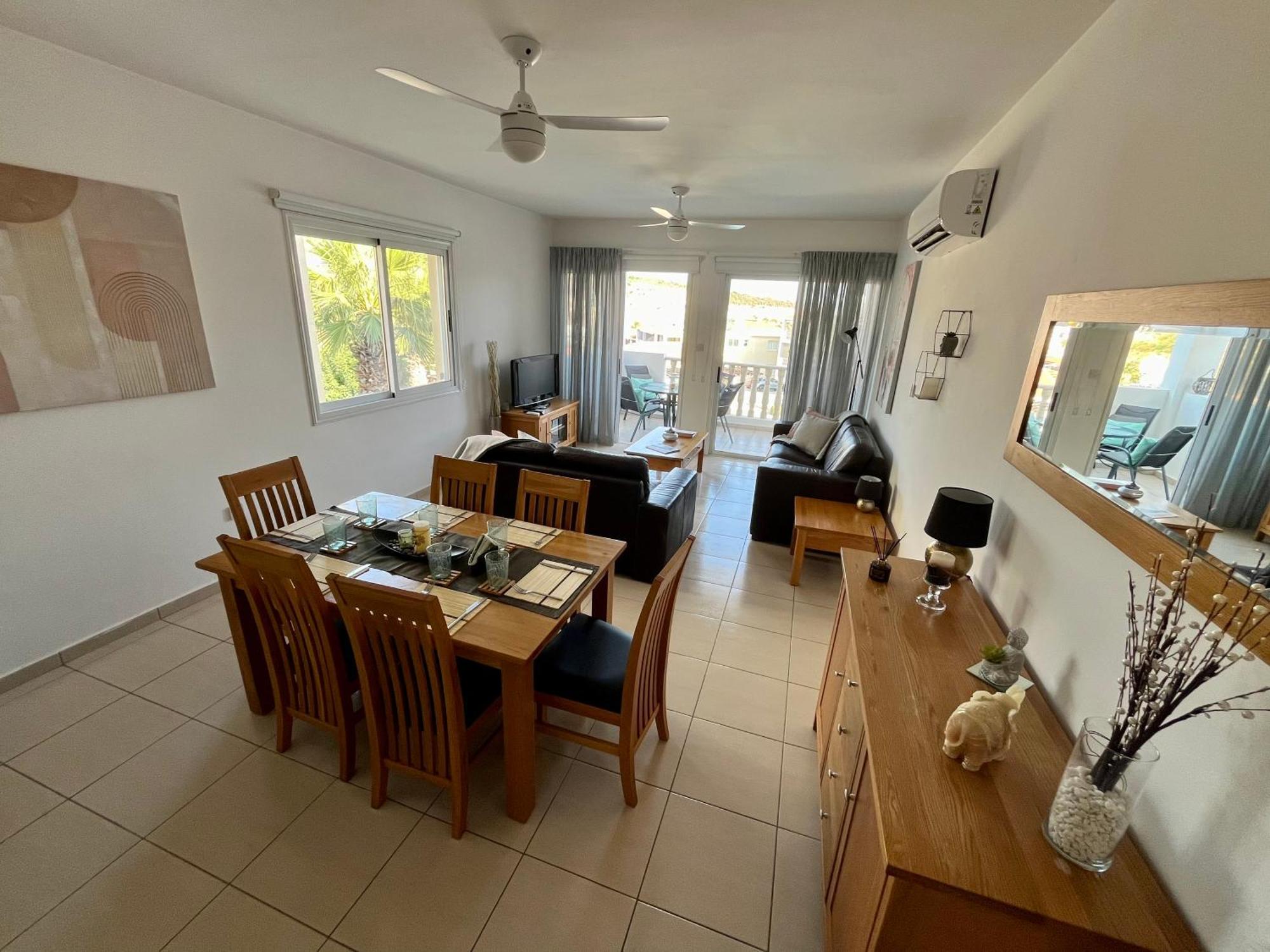 Beautiful 2 Bed Apartment In Peyia Valley, Paphos Ngoại thất bức ảnh