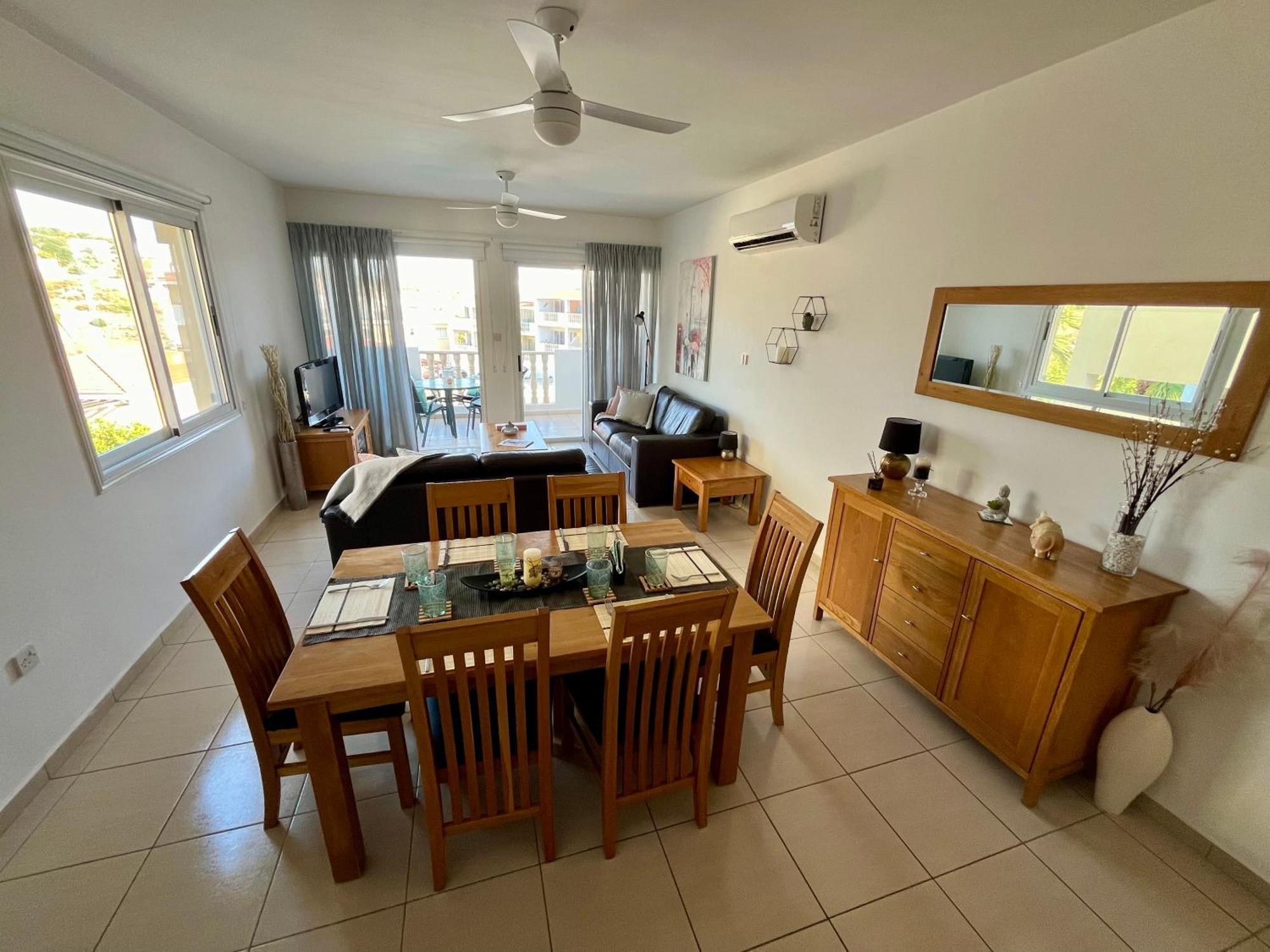 Beautiful 2 Bed Apartment In Peyia Valley, Paphos Ngoại thất bức ảnh